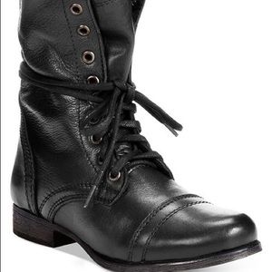 Women’s Steve Madden Troopa Combat boots- Size 9.5